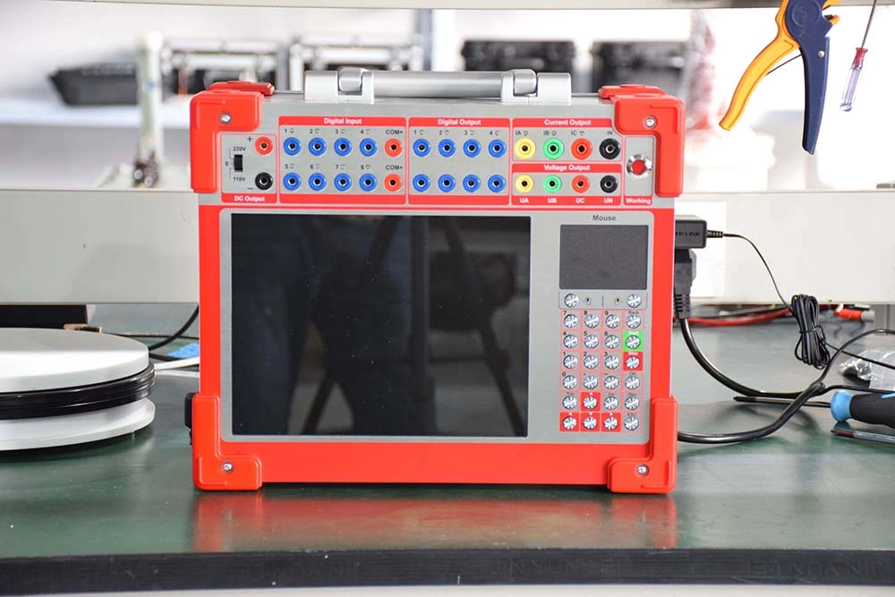 Sistema de potência trifásico de Equipamentos de Proteção Relay do Equipamento de Teste 40A corrente secundária Testador de injecção