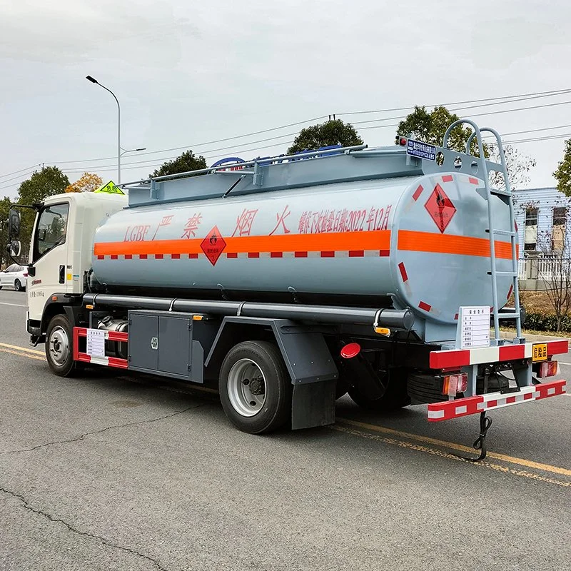 China Precio Razonable DFAC Mini Pequeño Móvil 8000L Fuel Bowser Camión Cisterna de Aceite con Dispensador de Combustible en Venta