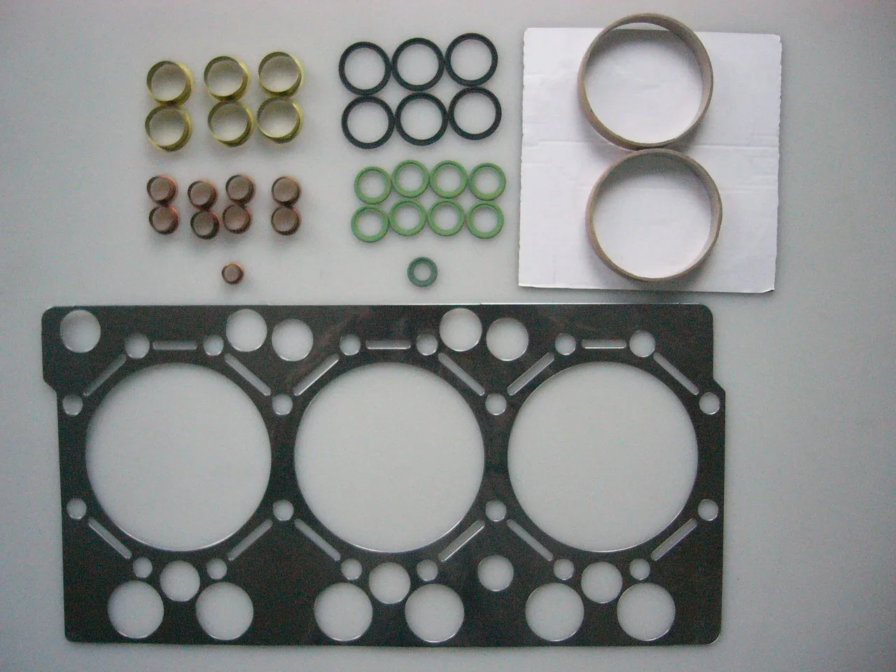 Commercial Car Part Upper/Lower Engine Gasket Kit for 6CT