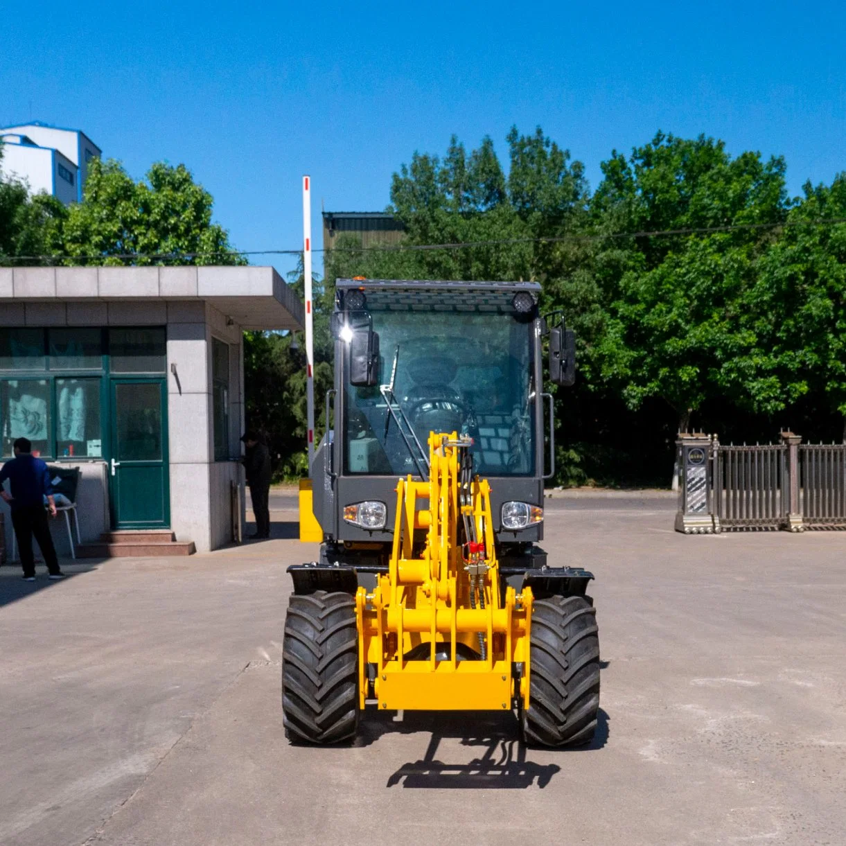 Mammut Mini Small Price Japan Engine Lifting Shovel Wheel Loader Machine with Bucket