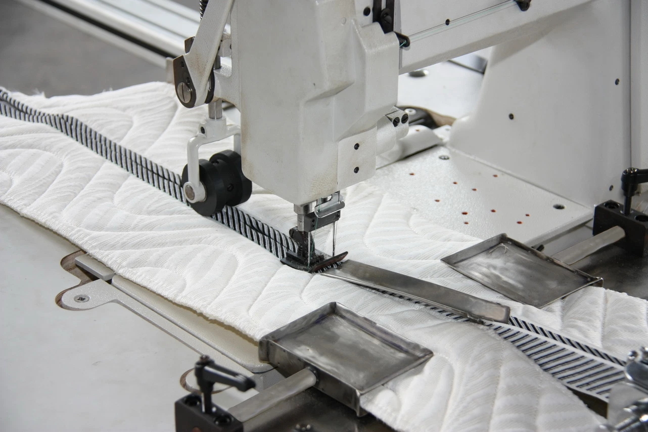 Mattress Sewing Machine for Zipper Mattress Making Machine