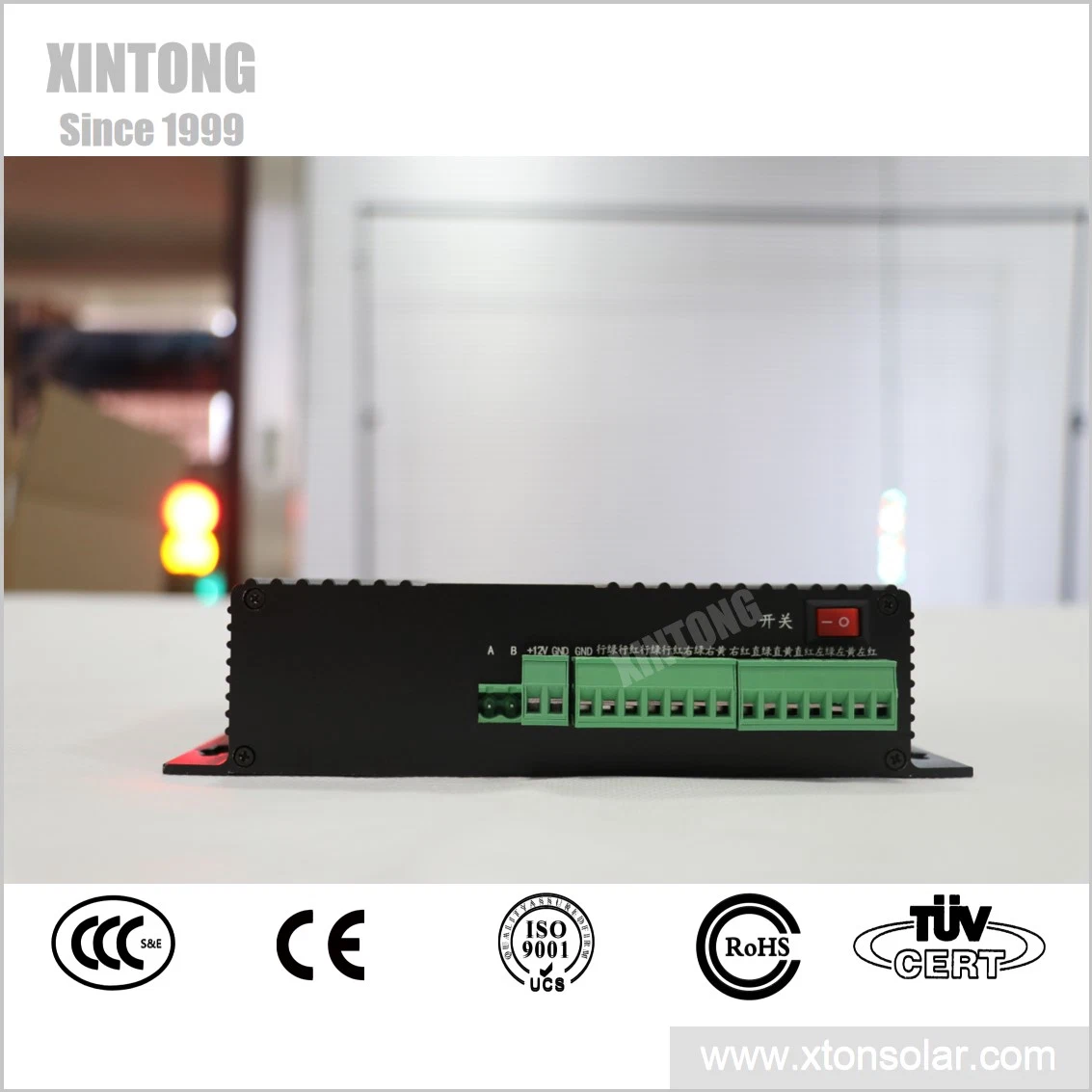 12V 24V DC Solar Charge Controller for Intelligent Traffic Signal Light Remote Control for Road Safety