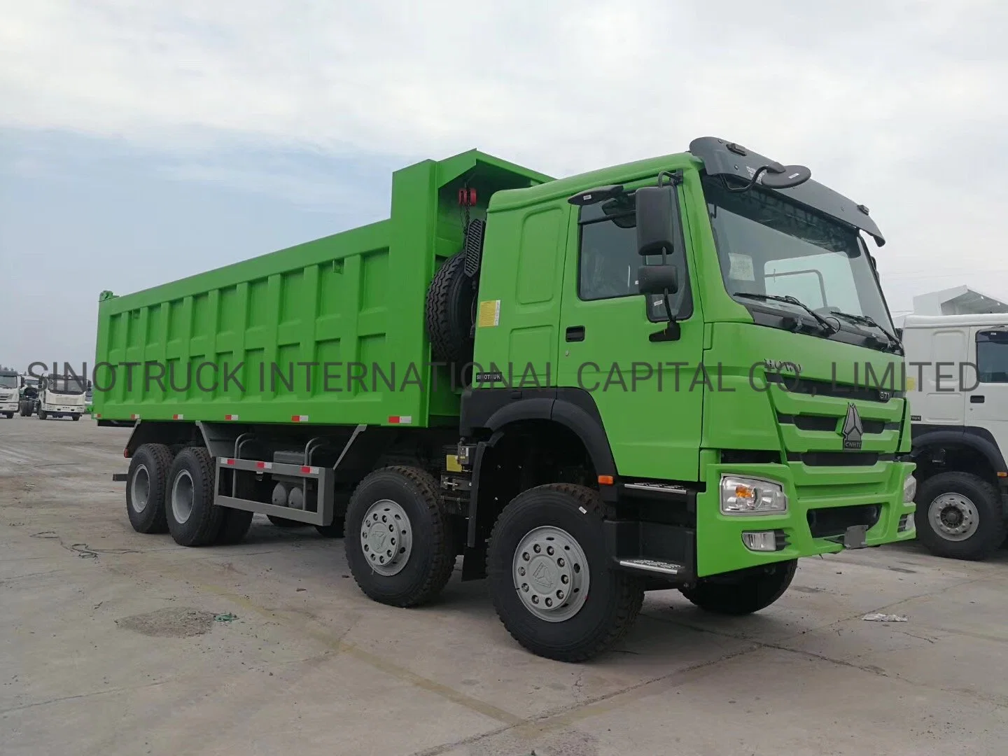 Sinotruk HOWO 6X4 10 Wheels Dump Truck for Sale 2023 Year Model