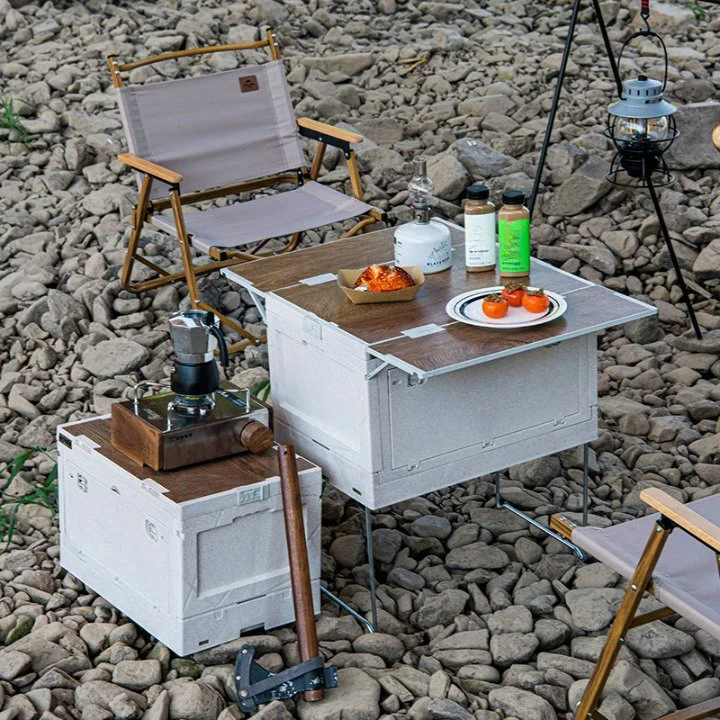 Nouveau design Table en bois plastique Conseil Poids léger Camping pliable Boîte de rangement
