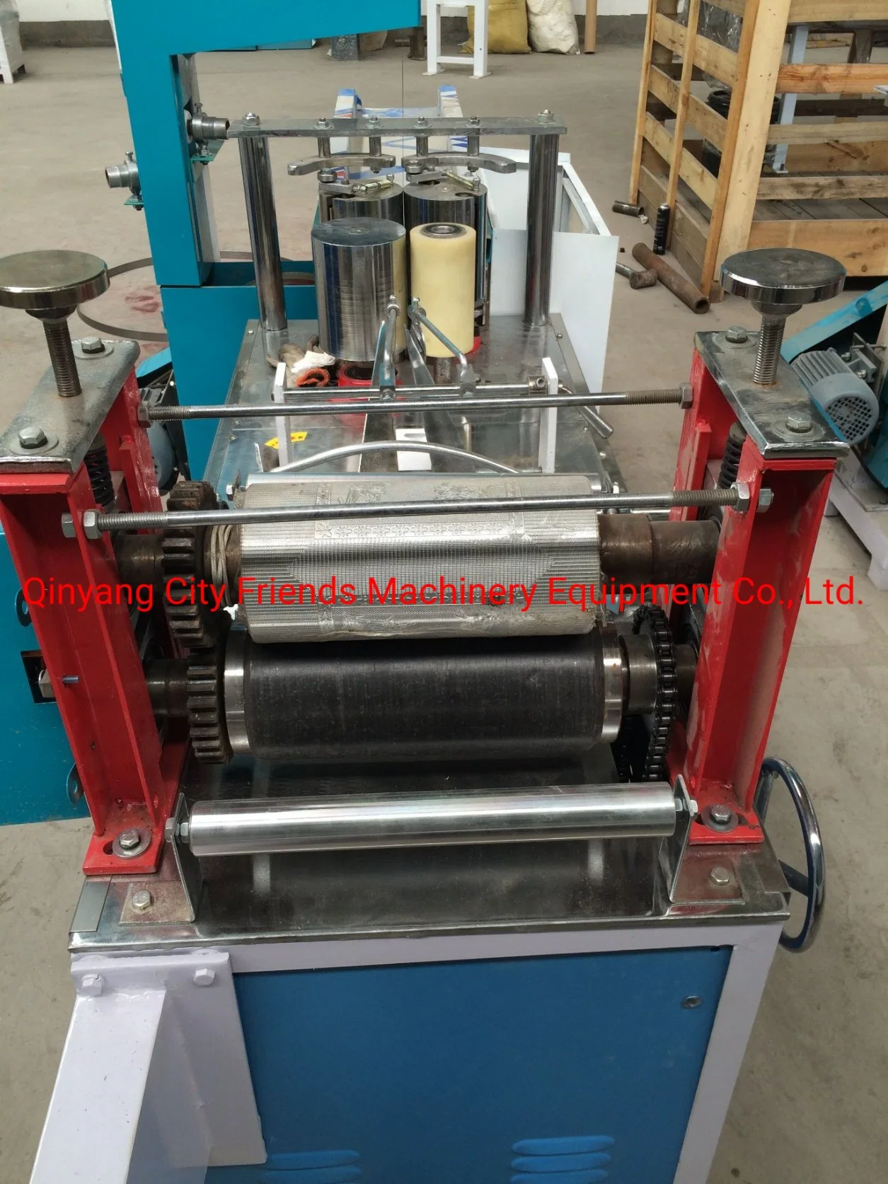 Hot Sales Full Automatic Facial Napkin Tissue Paper Making Cutting Packing Machine with Factory Price