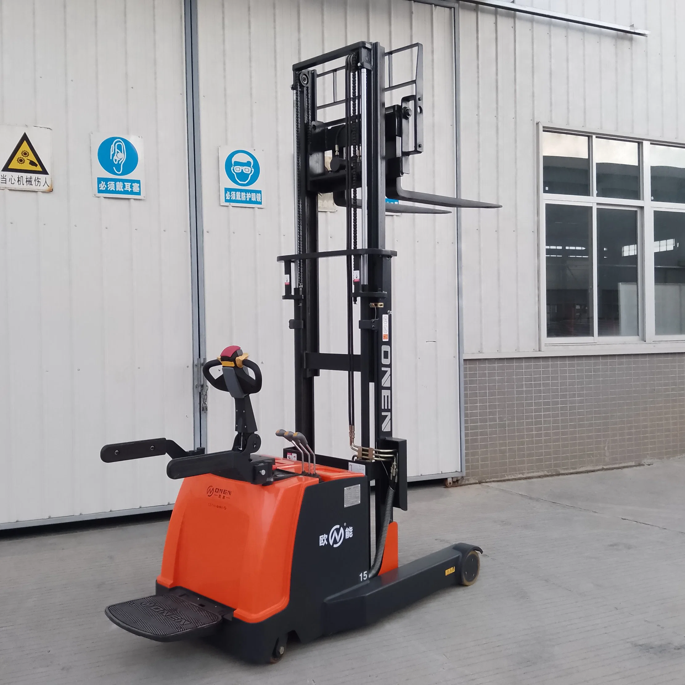 Intelligent Forklift Lift-Height up to 4.5meters Electric Reach Truck