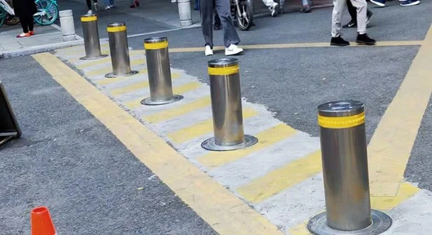 الفولاذ المقاوم للصدأ التحكم التلقائي الهيدروليكي Bollard مع عمود رفع