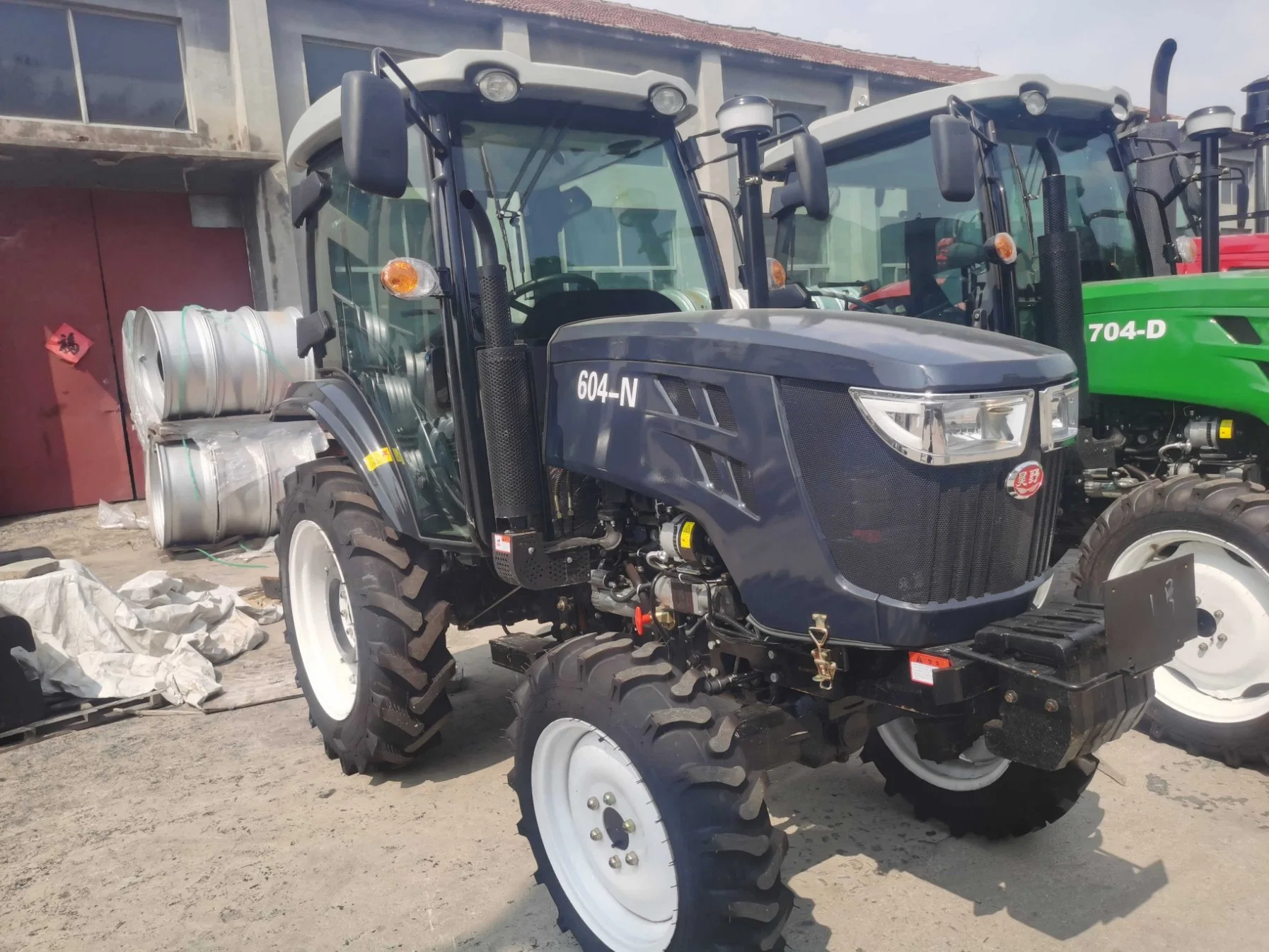 dB China Cheap Factory Price Ty400 40HP 2WD Tractor for Sale