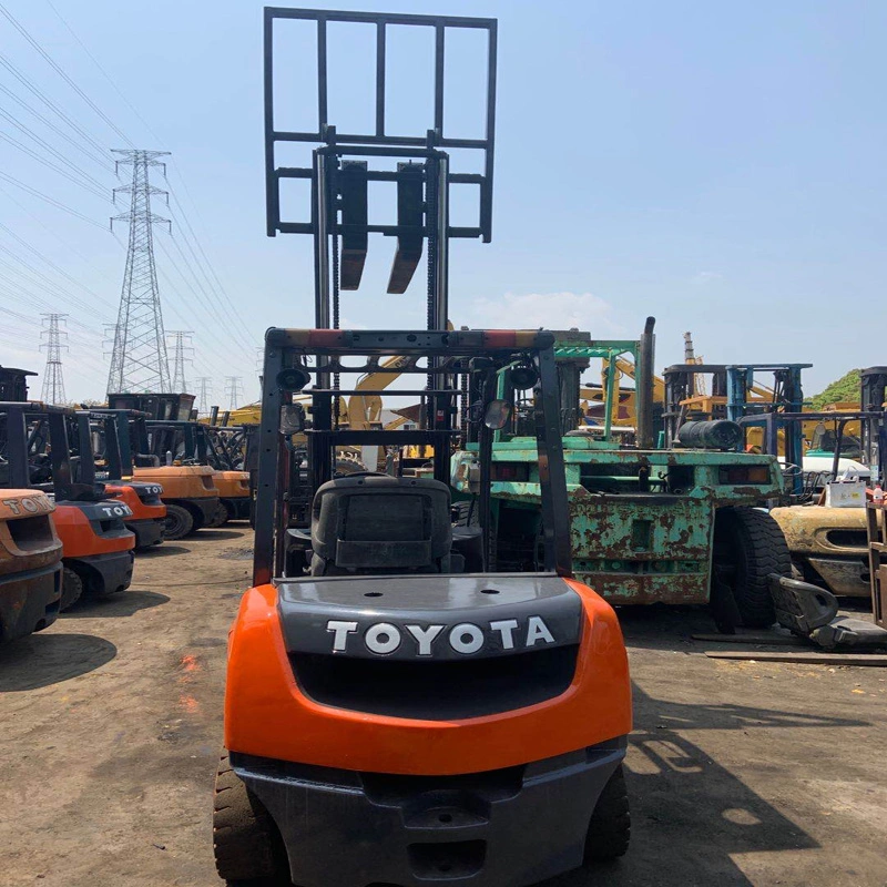 Used Toyota 2.5t Forklift, Secondhand 2.5t/3t Forklift with Running Condition in Cheap Price for Sale