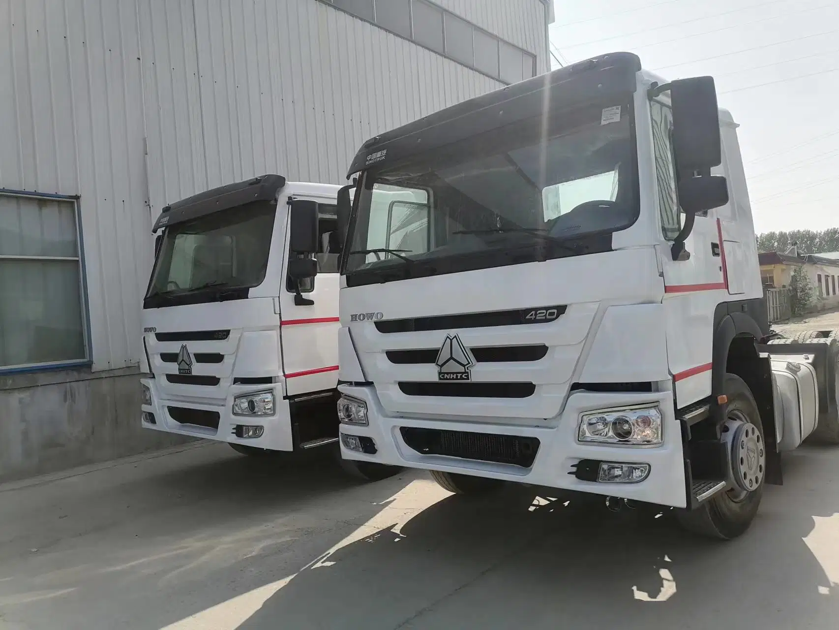 Used Chinese Trucks HOWO Truck Tractor 6X4 Sinotruck Used Truck Tractor 10 Wheels Cheap Price for Sale