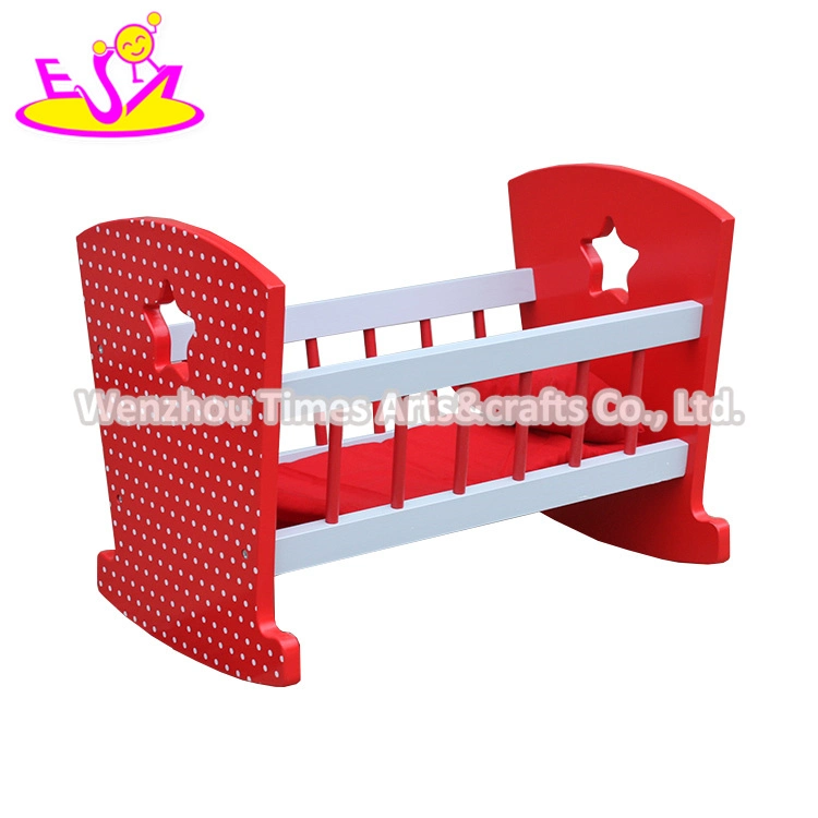 Nuevo juego de cuna de muñeca de madera roja para muñeca W06b058