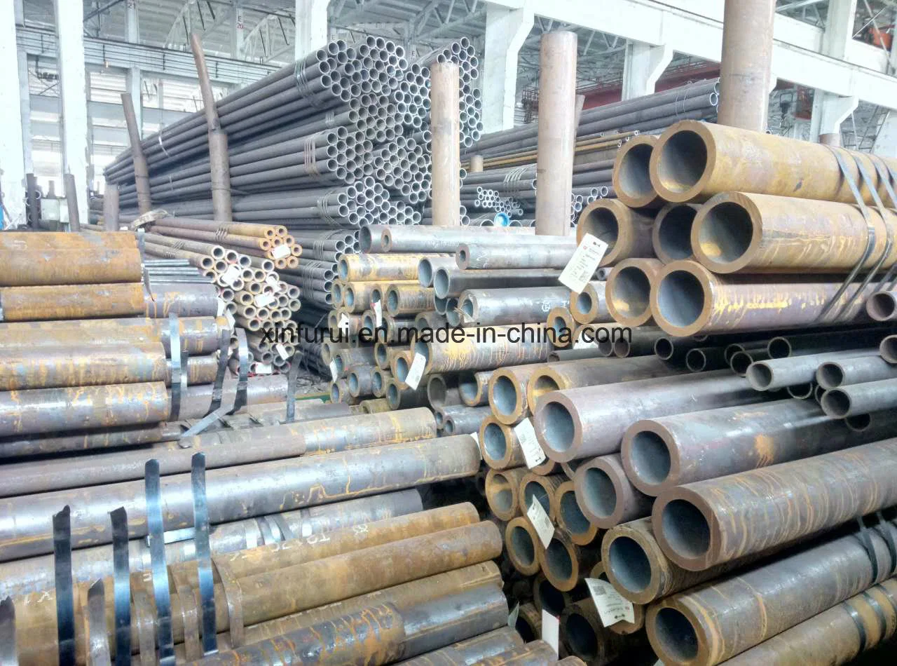 ASTM A36 Q235 Q255 Ss400 Carbon Mild Steel Pipes/Tubes