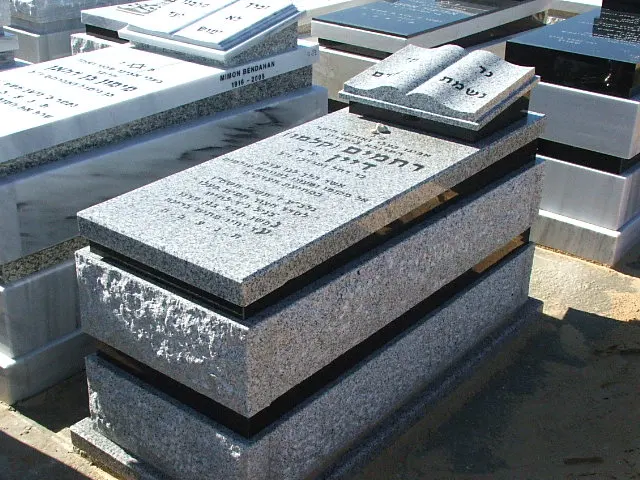Natural Stone Grey Granite Tombstone SF-T-019 for Cremetery Garden