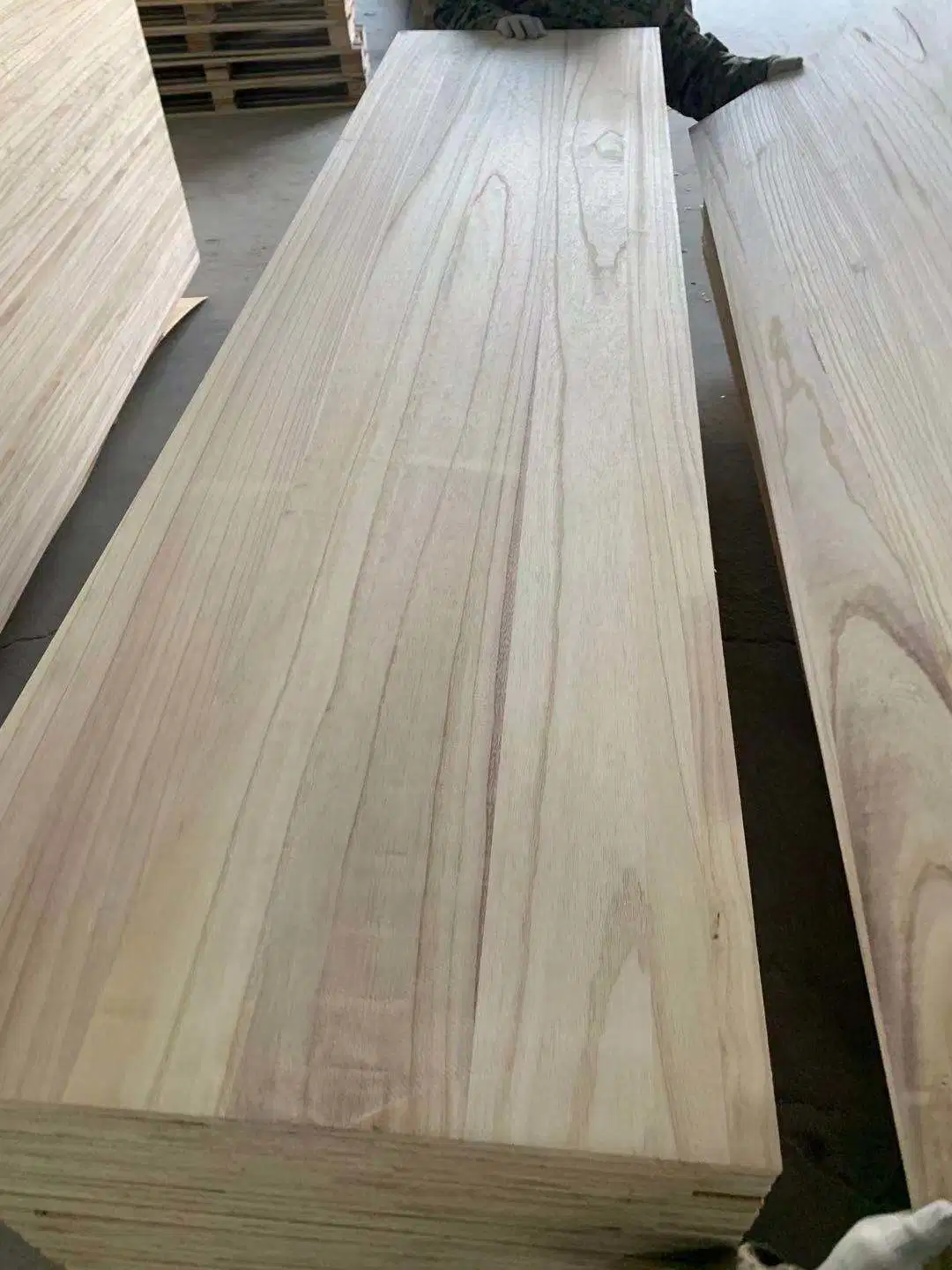 Wholesale/Supplier Solid Wood Board Paulownia Board for Coffin