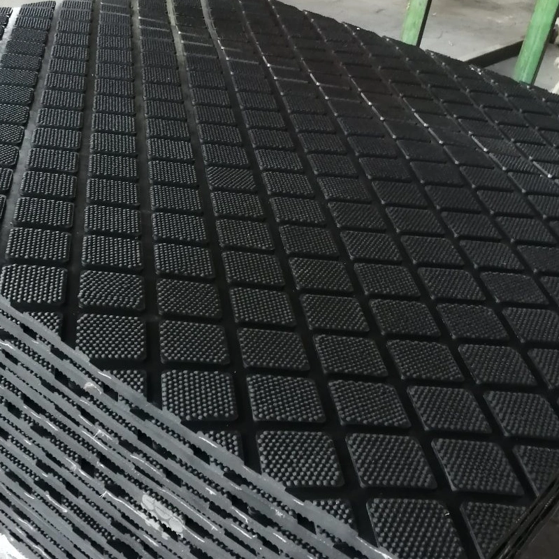 Factory Manufacture Anti-Slip Black Cow Rubber Mat /Horse Stable Stall Rubber Matting