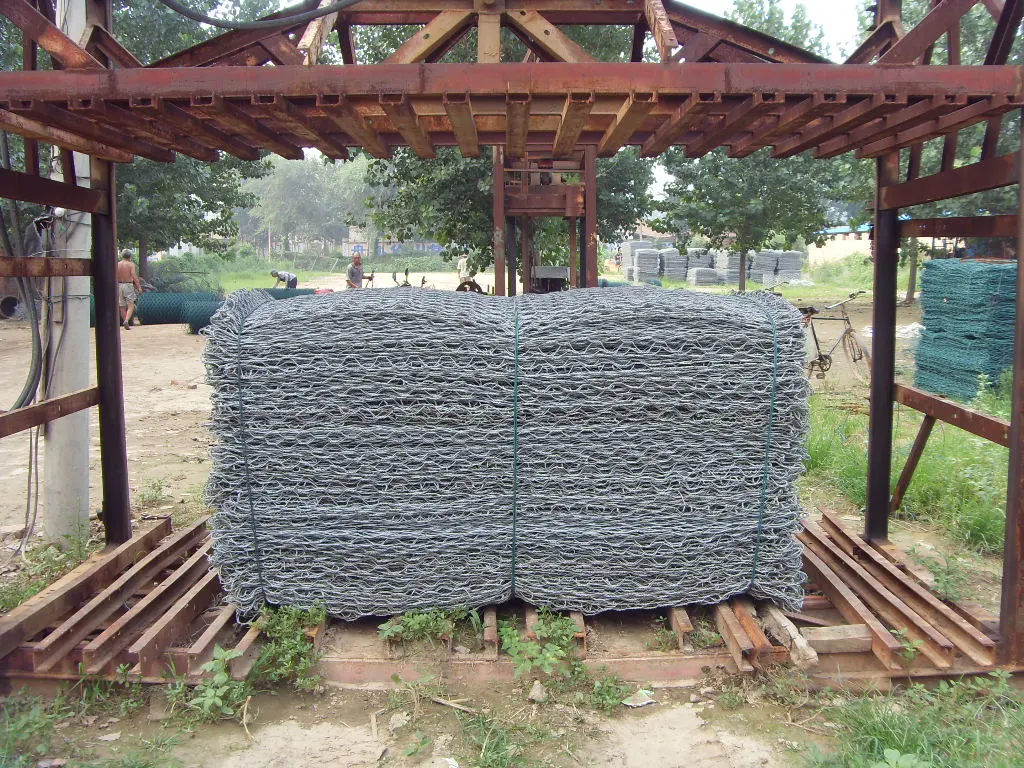 Electro Galvanised Welded Mesh Fence / PVC Coated Welded Wire Mesh for Fence Panel