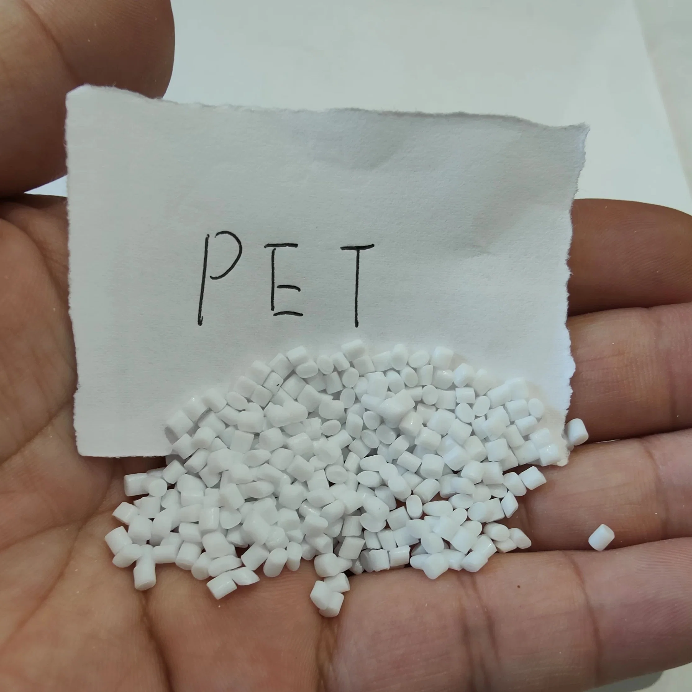 Virgin Pet Granules Raw Material Food Grade Pet Granules for Plastic Bottle