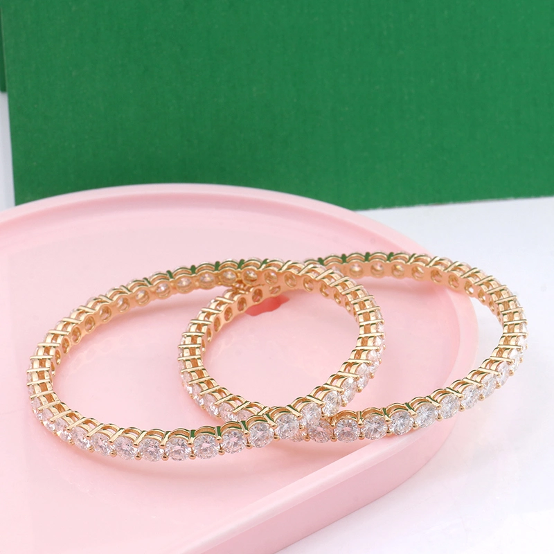 Customize Gorgeous 5mm Pure White Moissanite Diamond 18K Gold Bangle with Nice Patterns