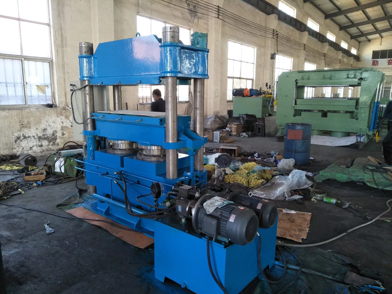 Vulcanizer Type Rubber Sole Press/Rubber Slippers Making Machine/ Rubber Soles Making Machine