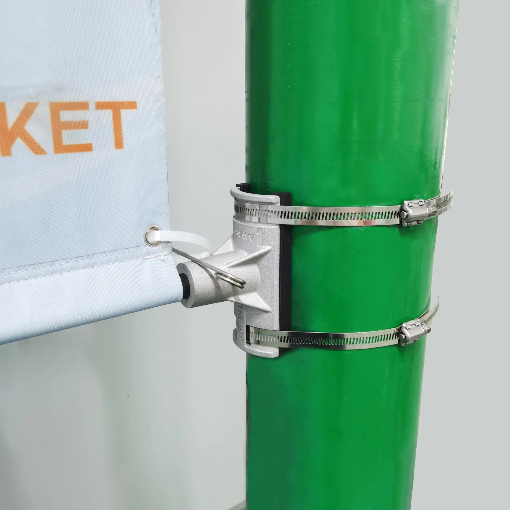 Metal Street Pole Advertising Lamppost Display Holder (BT-BS-072)