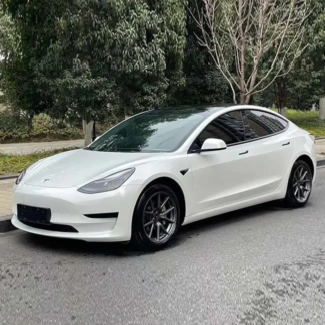 2023 New Car Left Side Drive 4-Door 5-Seater 225km Used Model 3