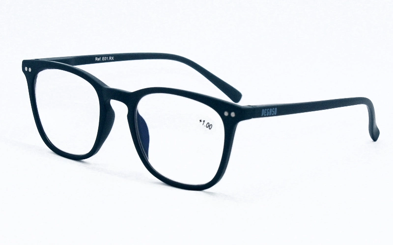 Plastic Frame Eyewear Wholesale/Supplier Classical Reading Glasses