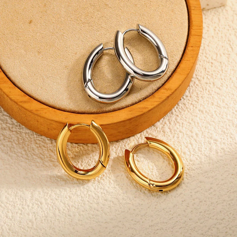 Latest Fashion Jewelry Wholesale Gold Huggies Stainless Steel Earrings for Women