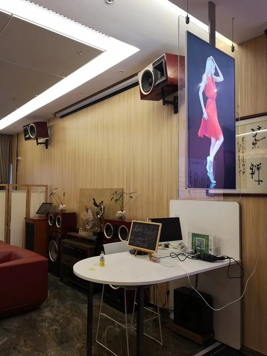 Ultrathin Shop Window Digital Advertising Equipment