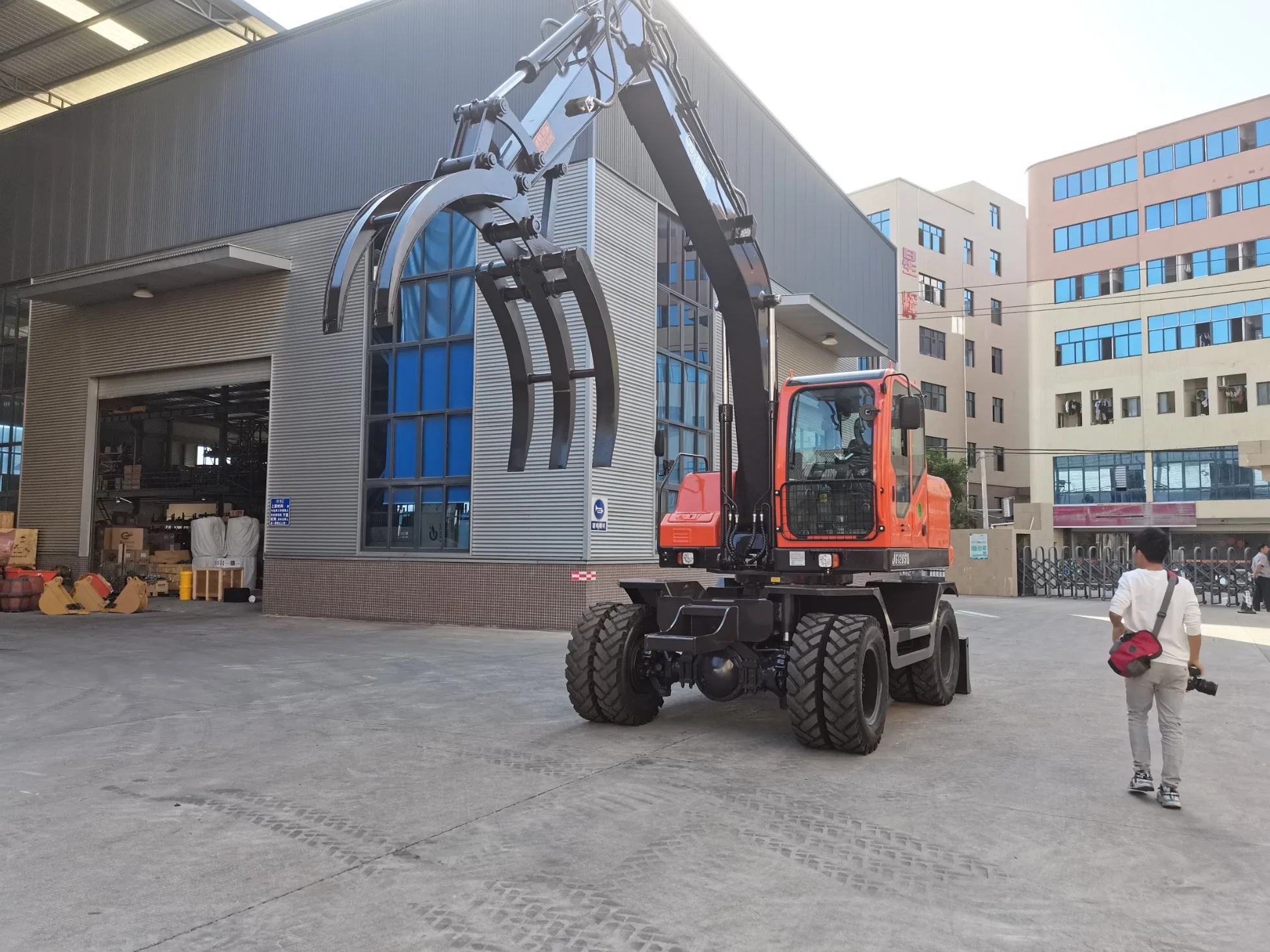 La excavadora hidráulica, pinza de madera de la abertura grande ancho para agarrar objetos de madera y caña de azúcar