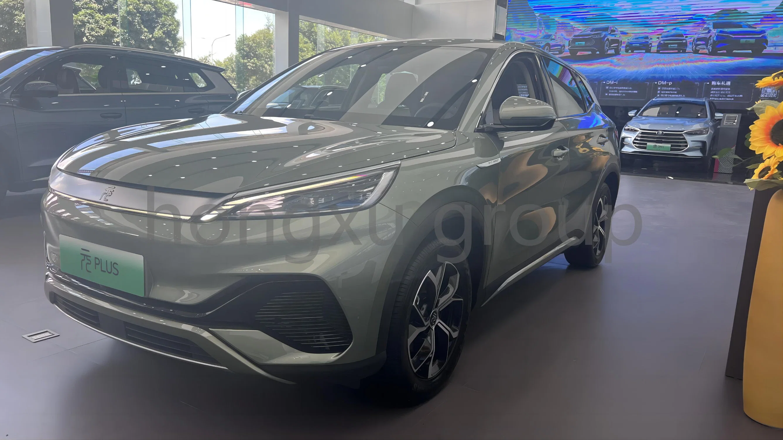 Byd Yuan Plus 510km Flagship Chinese EV Cars with Long Range Electric Car with 5 Seats Small SUV New Second Hand Green Electric Vehicle Popular EV in China