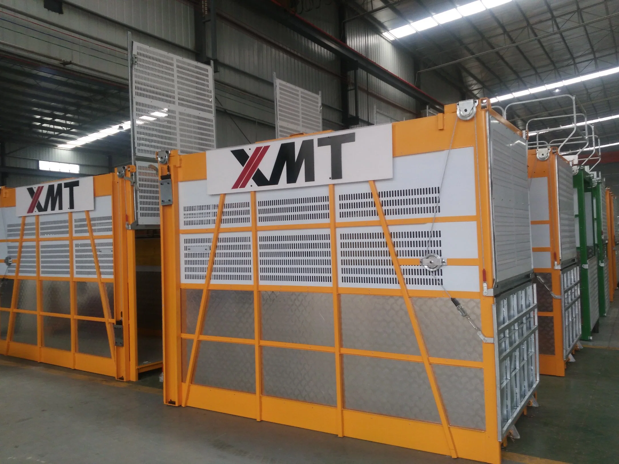 CE Certificated Xmt Sc120/120gz Construction Elevator