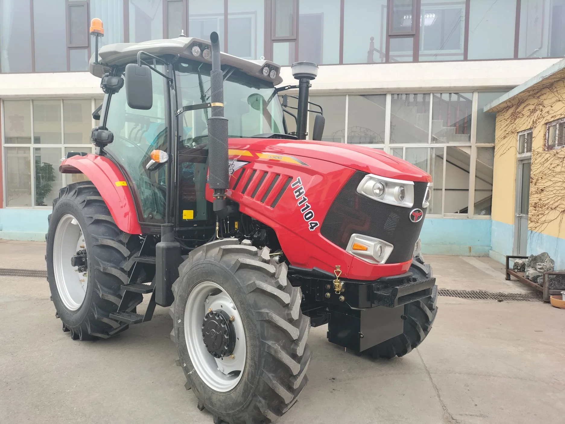 Massey Ferguson 4X4 110HP 120HP Agricola Agricultural Machinery Used Farm Yto Tractors