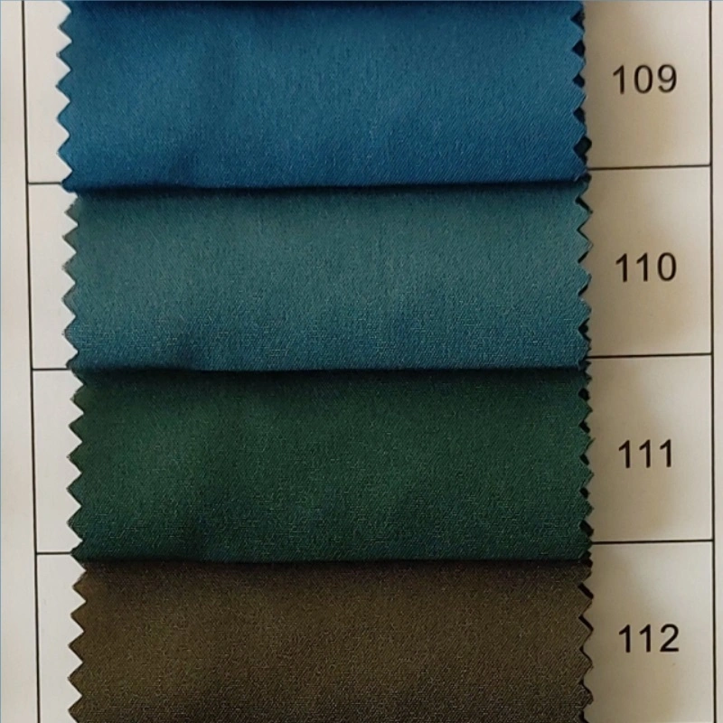 Textile Fashion Stock 100 Microfiber Polyester Pongee Fabric Nouveau Design pour les Tissus de Vêtements et les Tissus de Robe