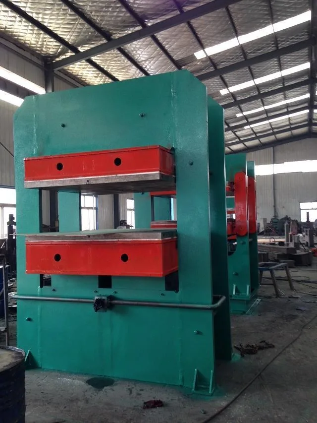 Reliable and Sturdy Small Flat Vulcanizing Press: Efficiently Handles Various Custom Molds, Tailored for Middle East