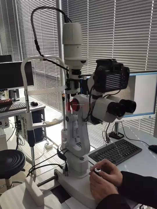 Proveedor de Equipos de oftalmología del Hospital de microscopio digital equipo oftalmológico con lámpara de hendidura con cámara HD