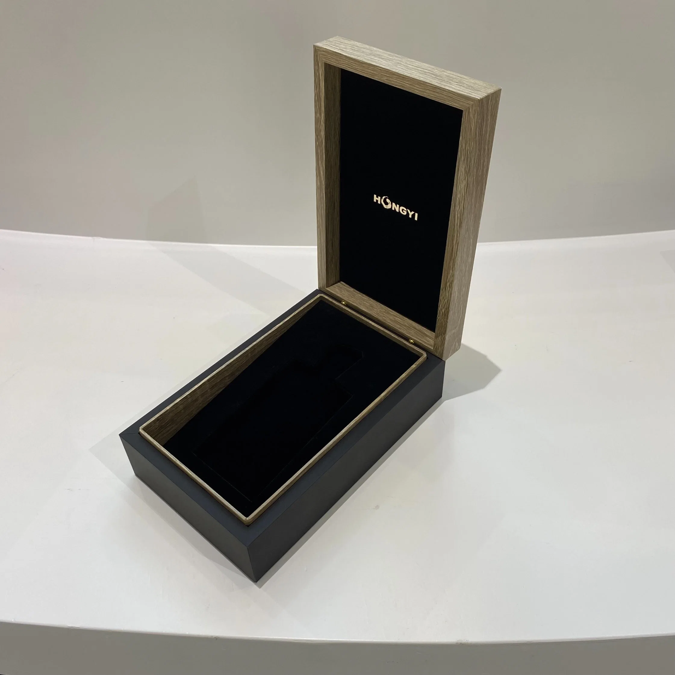 Custom Luxury Cosmetic Beauty Perfume Fragrance Makeup Art Wooden Wood MDF Packaging UV Printing Packing Gift Box