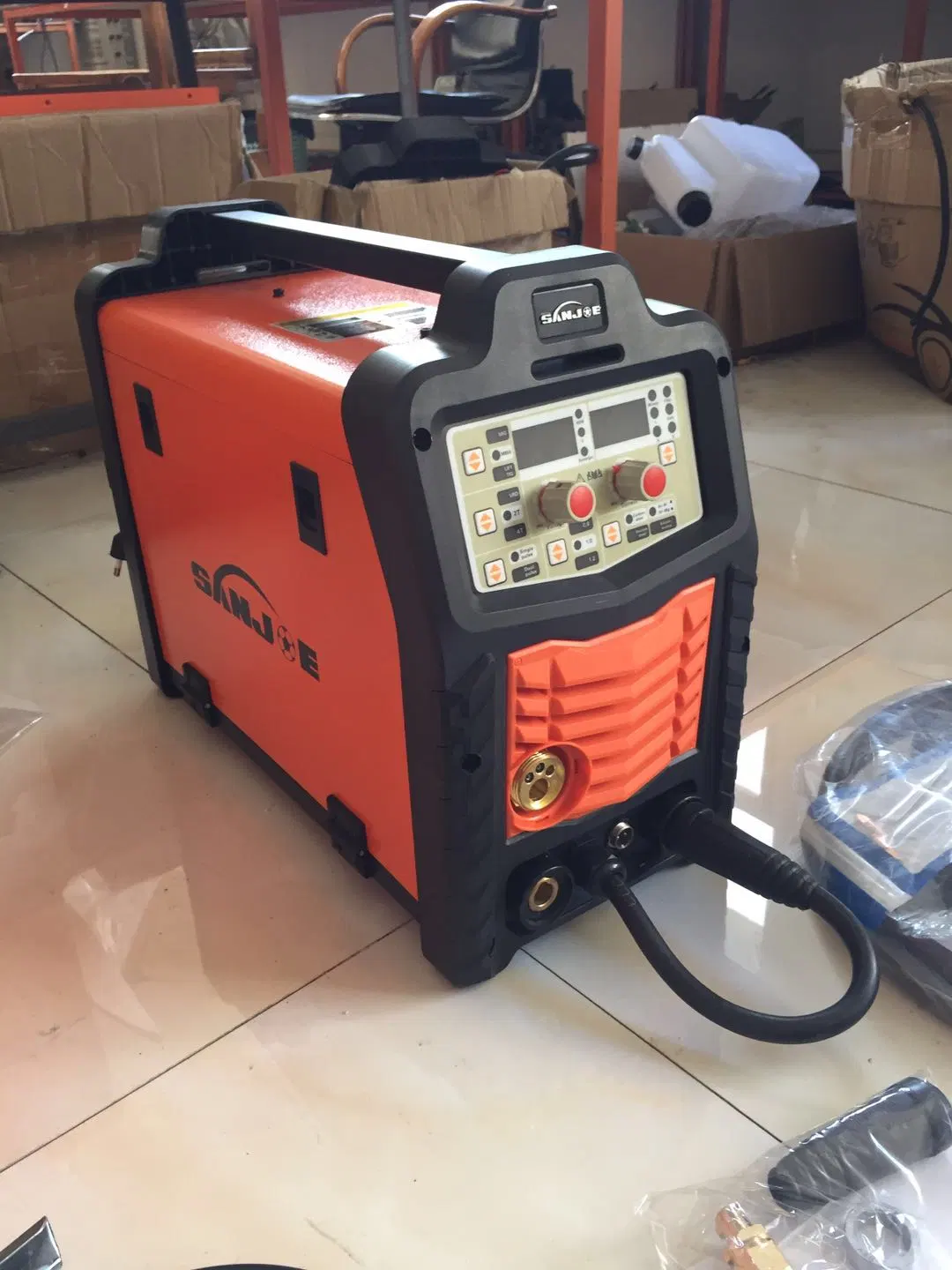 Synergic Double Pulse MIG Welder Hotsale Digital Gas Shielded Welding Machine MIG-200gd