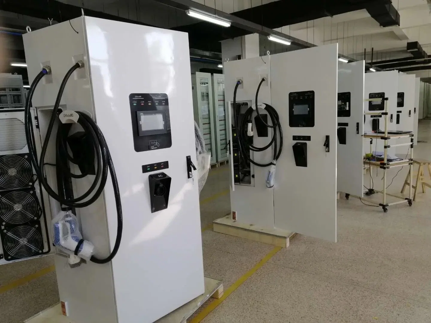 120kw/240kw DC Fast EV Charger Station Battery Charger Smart Charging Accessories Ocpp1.6 Residential EV Chargers