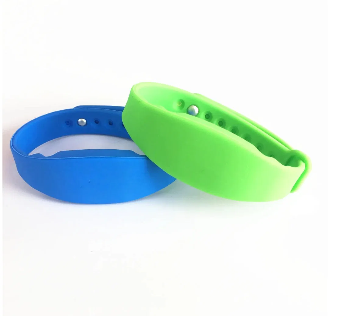 Bracelet NFC RFID Bracelet fermoir Bracelet 125 kHz 13,56 MHz étanche Caoutchouc de silicone pour parc aquatique sauna salle de gym piscine