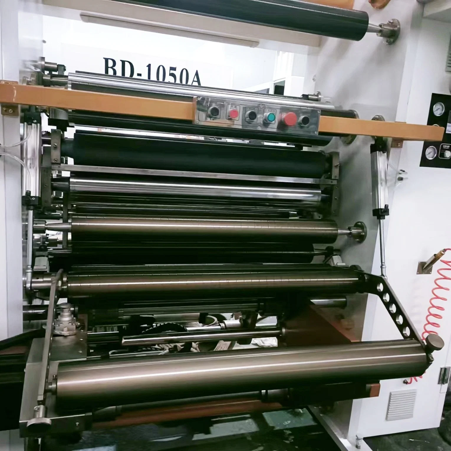 Machine de laminage à réglage automatique de la tension Sac en plastique blanc