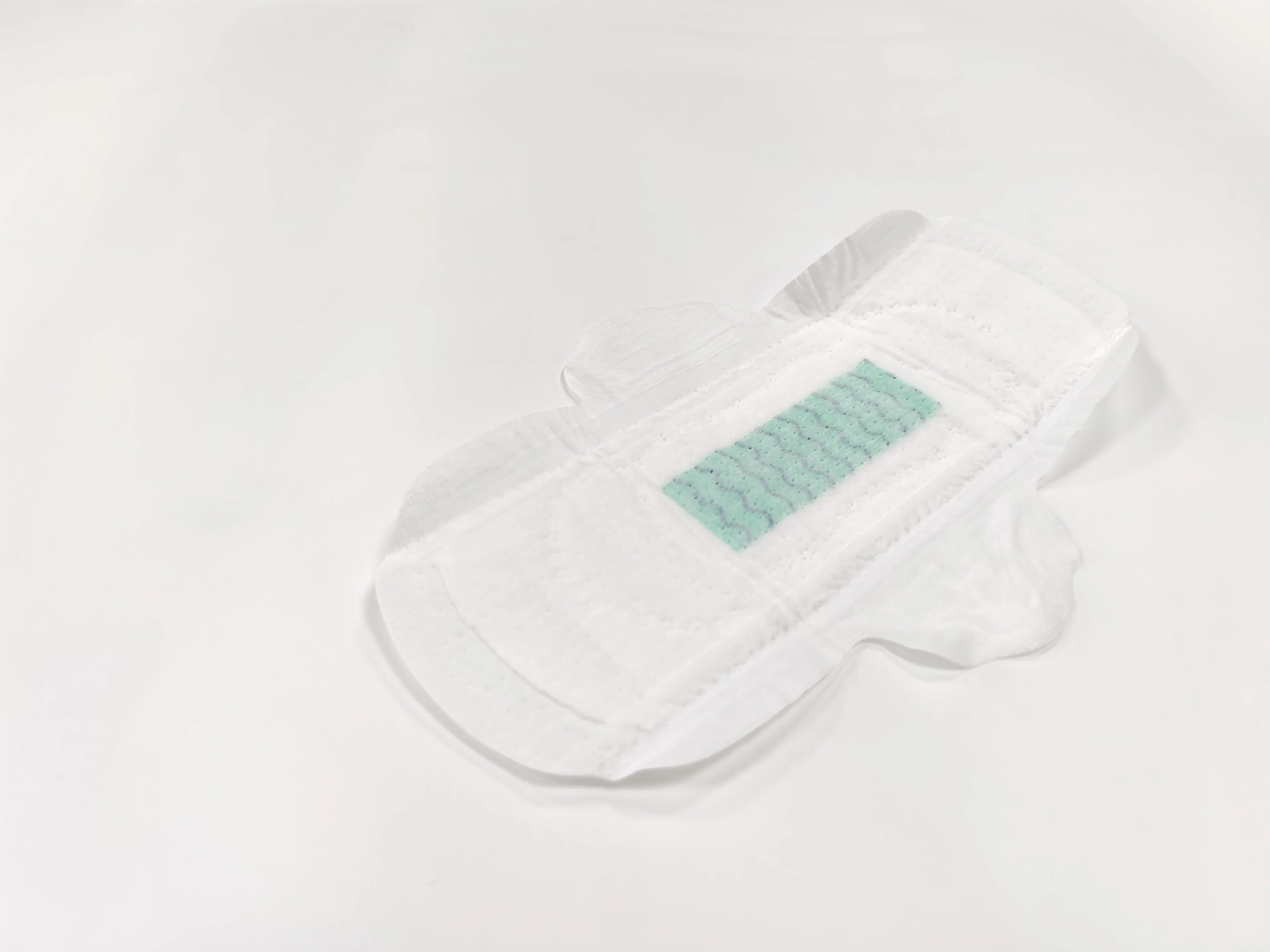 La superficie suave de algodón de alta absorción de la calidad sanitaria toalla sanitaria desechable Pad Pad Menstrual fabricante, con blue chips Missy Sofy Elis Stayfree Flyfree