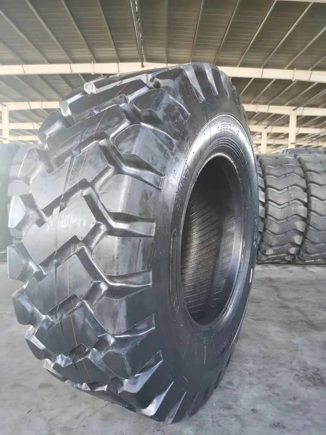 Leihu Superhama China de las principales marcas E3/L3 sesgo los cinturones de seguridad de la Niveladora Pala de ruedas Earthmover OTR NEUMÁTICO (17.5-25, 20.5-25, 23.5-25, 26.5-25)