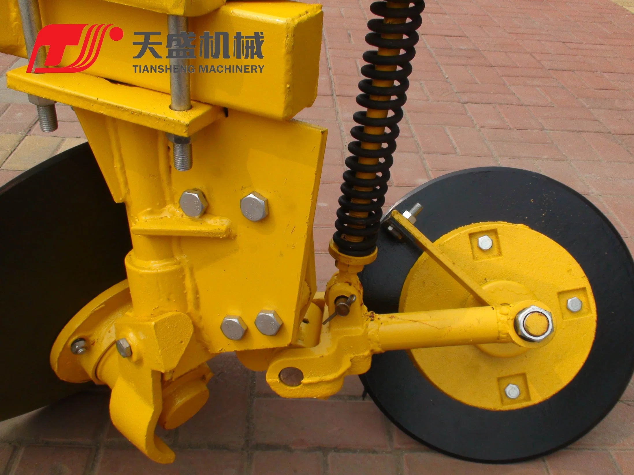 Factory Direct Sale Good Price Farming Agricultural Machinery Disc Plow Plough