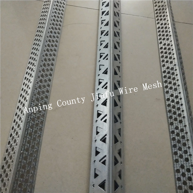 45mm * 45mm Galvanized Perforated Metal External Angle Plastering Bead