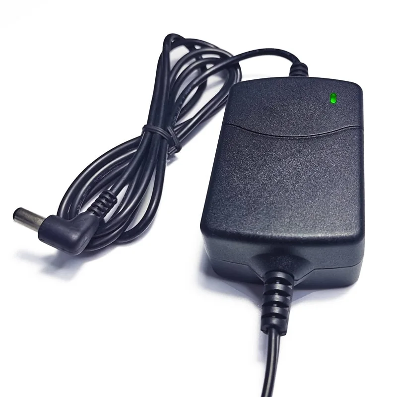 2-6 Cells 2.4-7.2V 20W NiMH NiCd Battery Pack Desktop Charger (3-9V 2A)