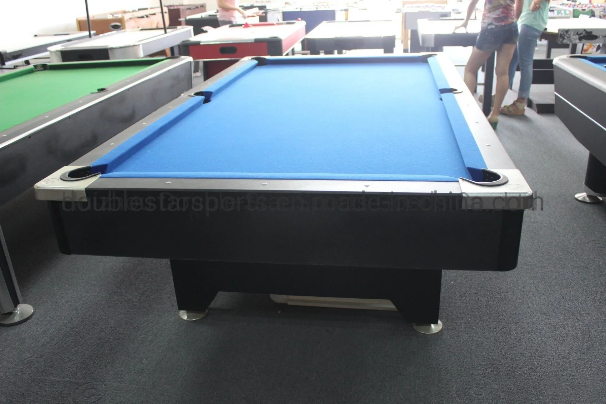 Popular Pool Table MDF Billiard Table in Different Colors