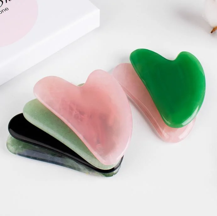 Vente en gros Crystal face Rose Quartz Pierre Jade Roller Gua Sha Massage à roulettes