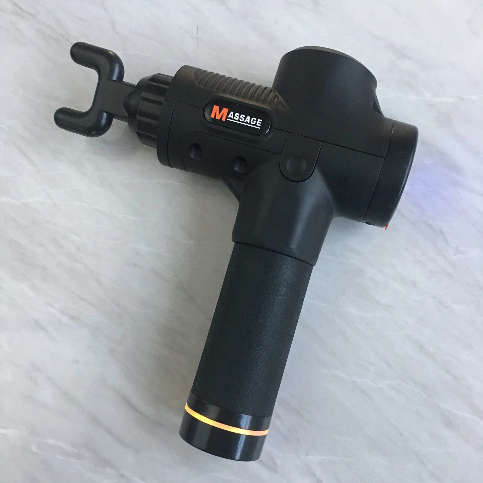 Heißer Verkauf Percussion Massage Gun Drop Versand mit LED-Bildschirm Für Fitnessgeräte