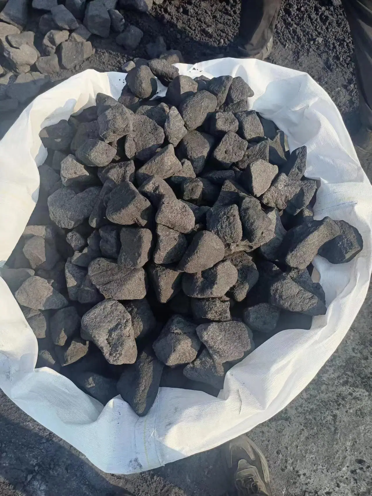 The Metallurgical Coke with Low Sulfur Content of 0.6% and 0.7% Is Superior and Cheap