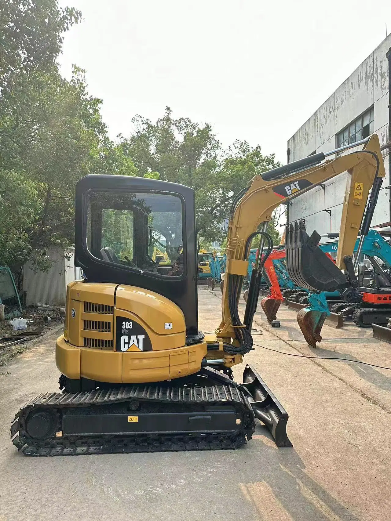 Used Crawler Excavator Cat303 Used Mini Excavator Used Diggers Used Caterpillar Excavators Cat 303cr